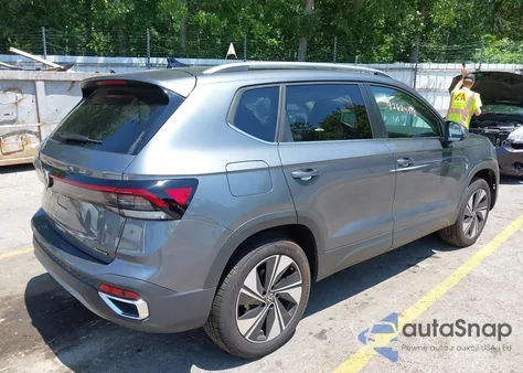 2025 Volkswagen Taos 1.5T Se из США, поврежденный, VIN 3VVVC7B20SM023560